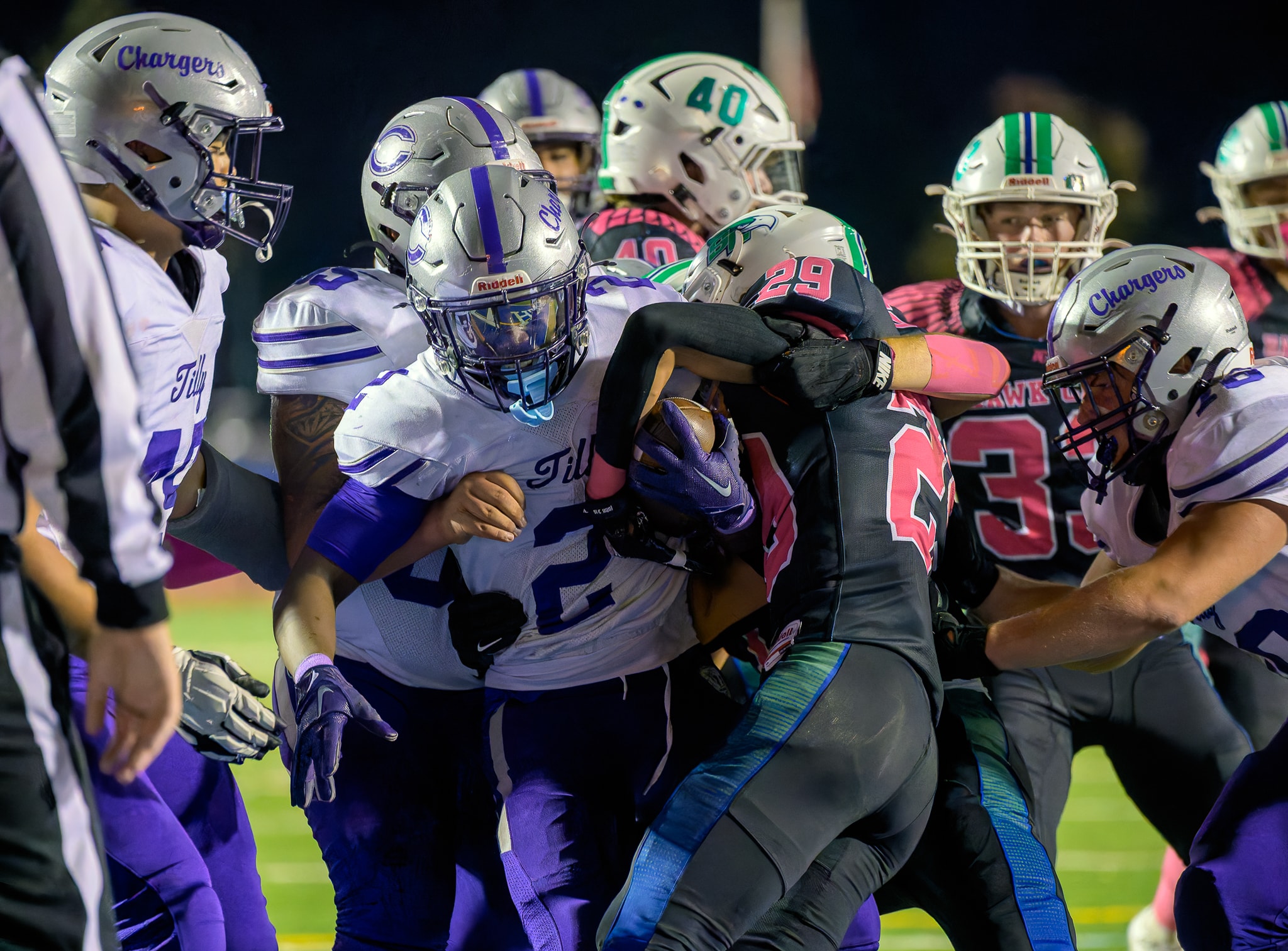 Chantilly Chargers running back breaks tackle
